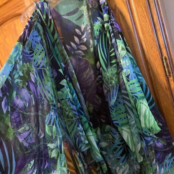 Marc Bouwers Woven Sleeveless Drape self-tie wrap top with removable tank - Picture 7 of 9